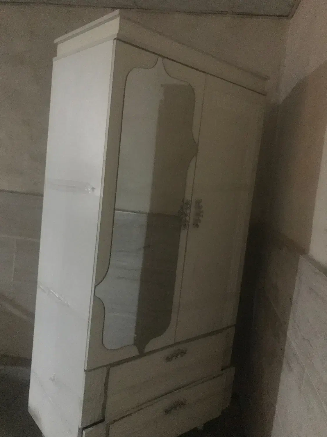 کمد لباس|جاکفشی، کمد، دراور|شیروان (خراسان), |دیوار