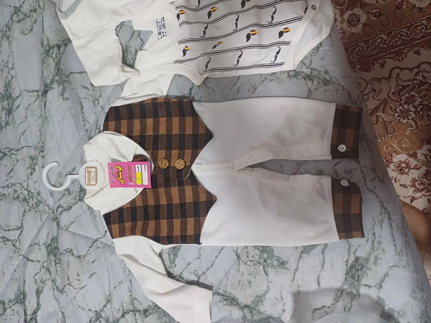 لباس با مارک به خاطر کوچک بودن|لباس|لاهیجان, کوی زمانی|دیوار