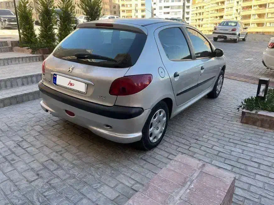 ۲۰۶ تیپ ۳ کم کار|خودرو سواری و وانت|شیراز, شهرک برف فروشان|دیوار