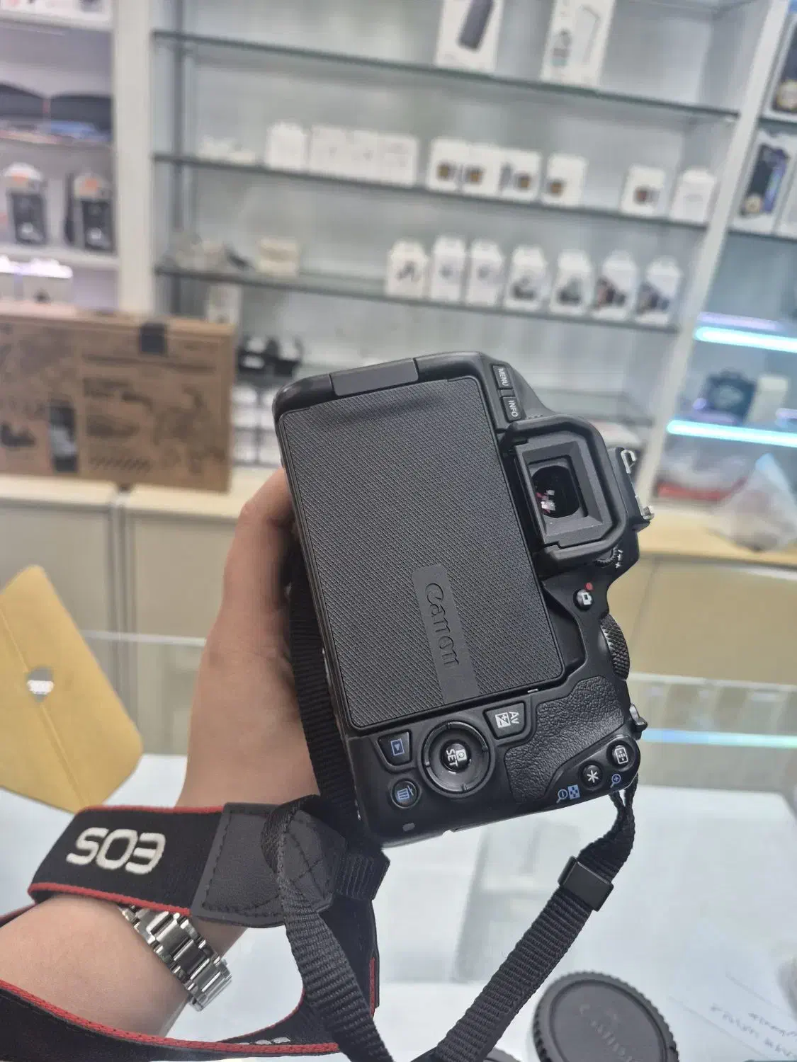 canon 250D + 18-55mm|دوربین عکاسی و فیلم‌برداری|کرج, گلشهر|دیوار