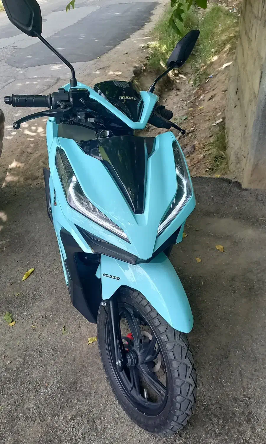 کلیک ۱۵۰  بلنتا|موتورسیکلت|تویسرکان, |دیوار