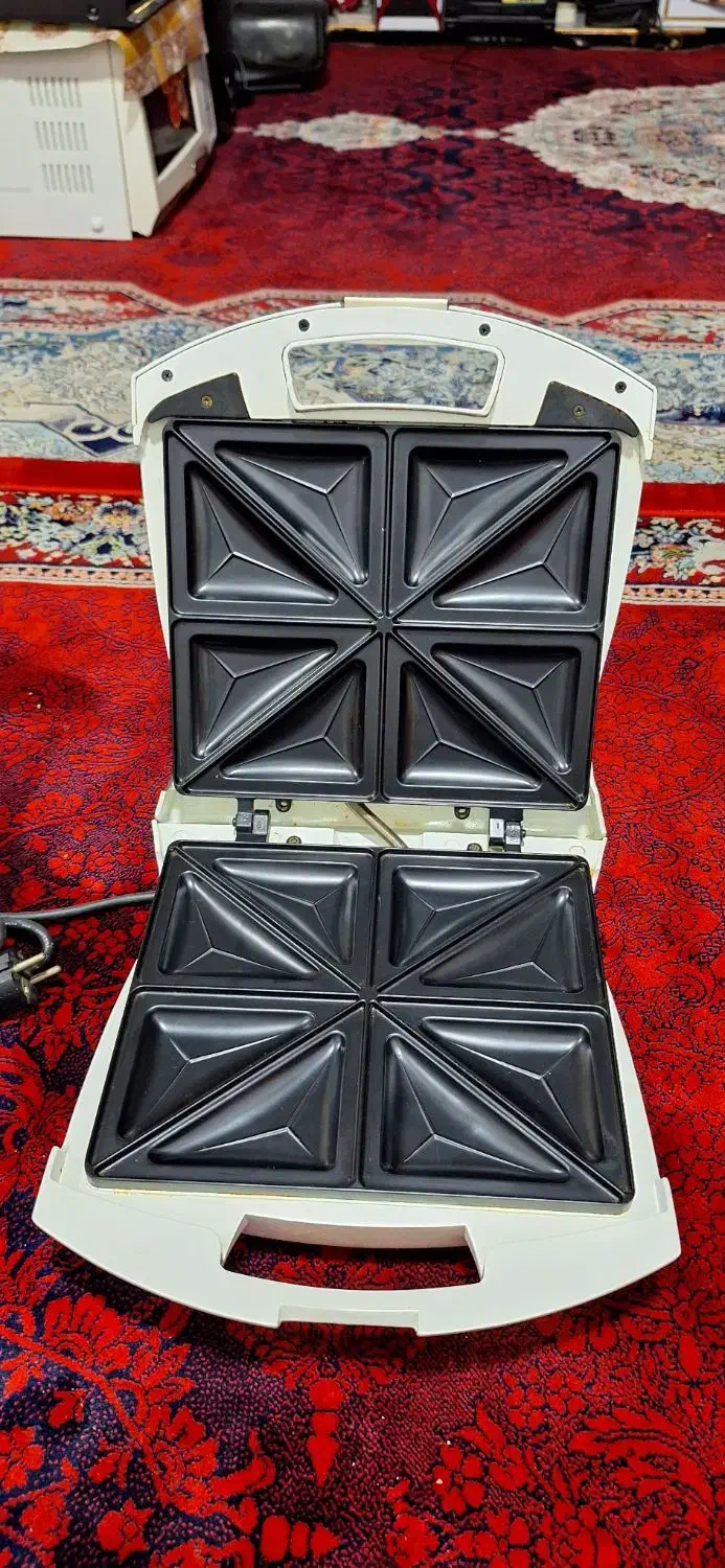 حراج ساندویچ ساز اجناس برقی|حراج|مشهد, ابوذر|دیوار