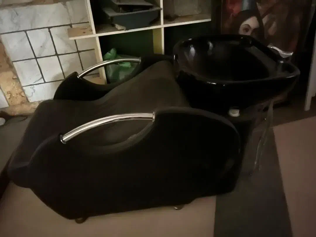 وسایل آرایشگاه|آرایشگاه و سالن‌های زیبایی|اراک, |دیوار