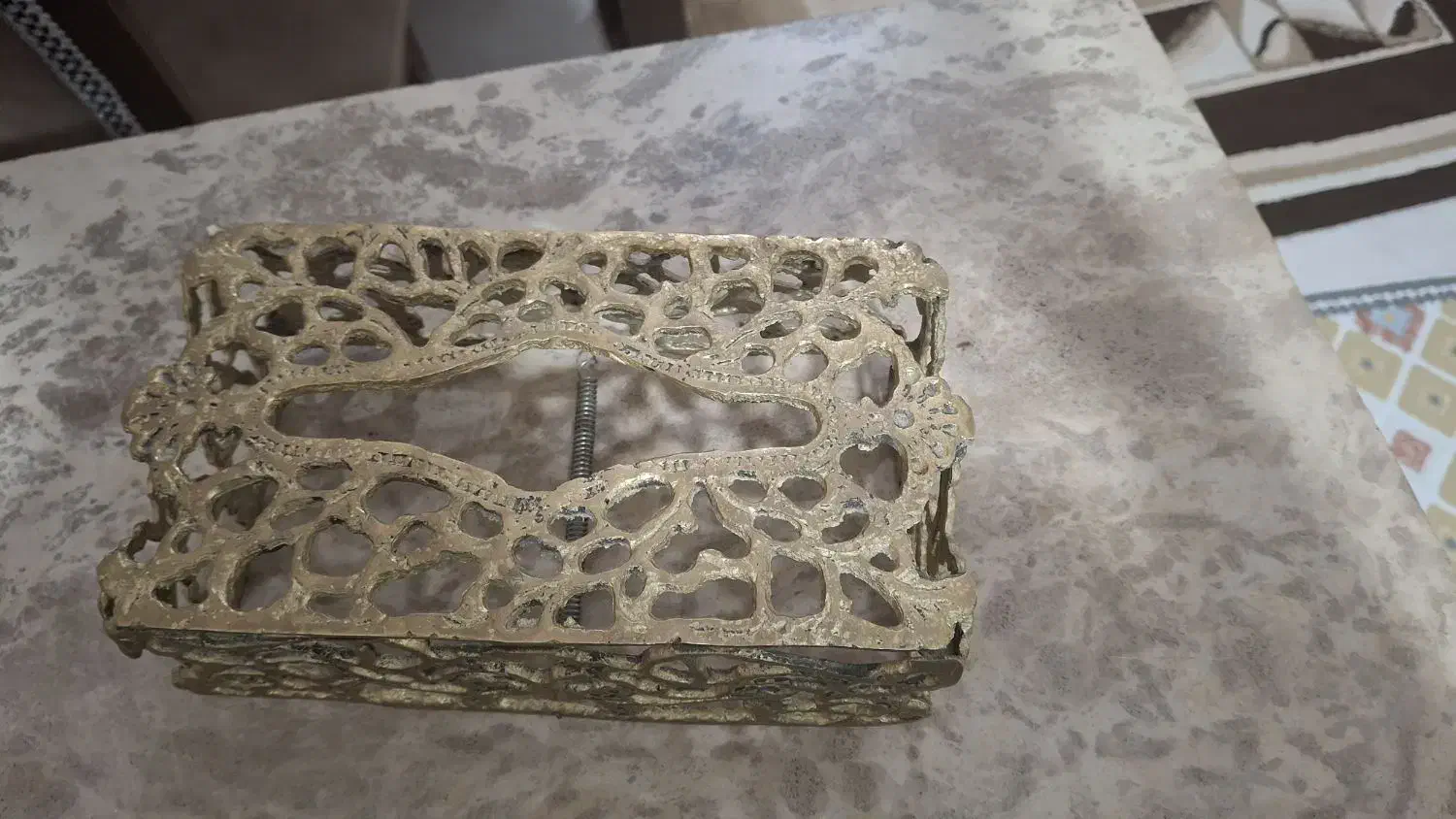 جا دستمال کاغذی برنز سالم|صنایع دستی و سایر لوازم تزئینی|قم, زند آباد|دیوار