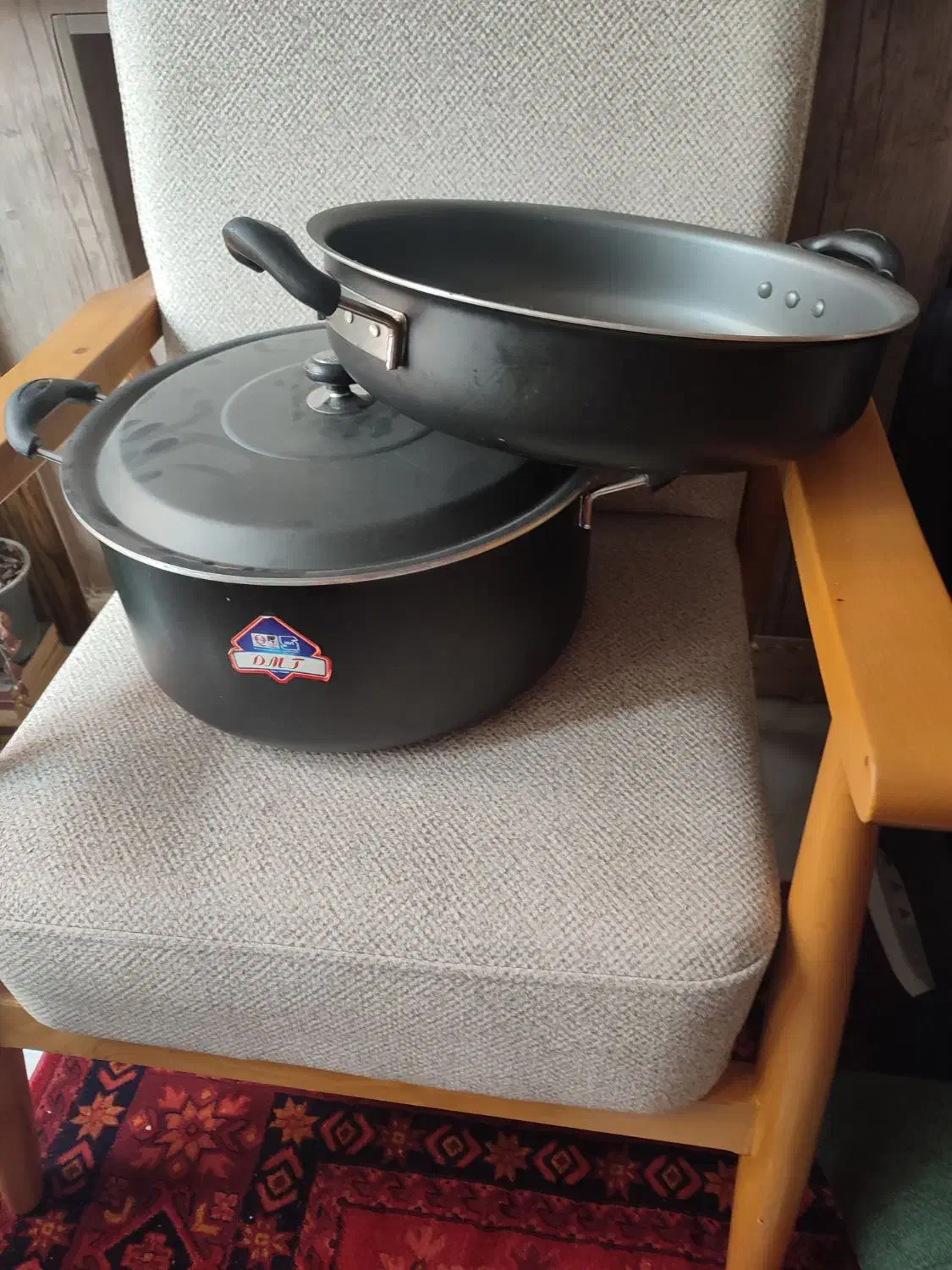 یه تابه و یه قابلمه تفلون دی ام تی سایز ۴۰ .|ظروف پختوپز|آمل, |دیوار