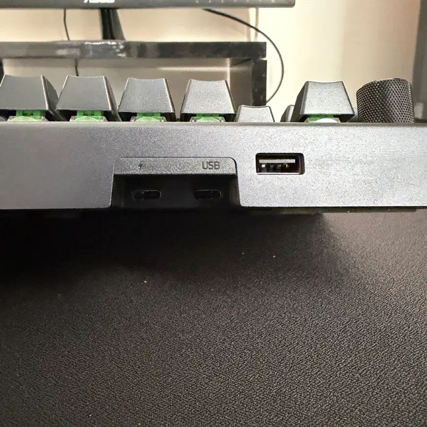 کیبورد Razer Black widow v4 pro|قطعات و لوازم جانبی رایانه|مشکین‌دشت, |دیوار