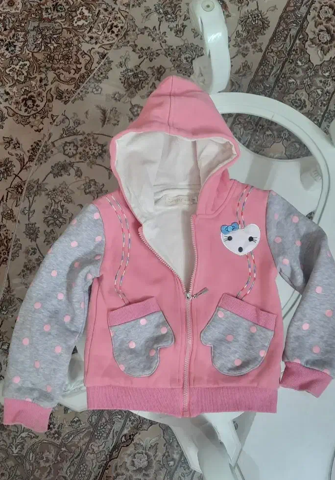 کاپشن|کفش و لباس بچه|تهران, هفده شهریور|دیوار