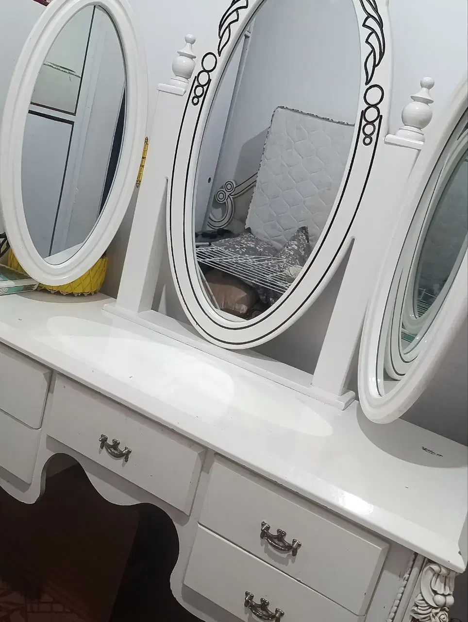 میز آرایش|آینه|قم, شهرک فاطمیه|دیوار