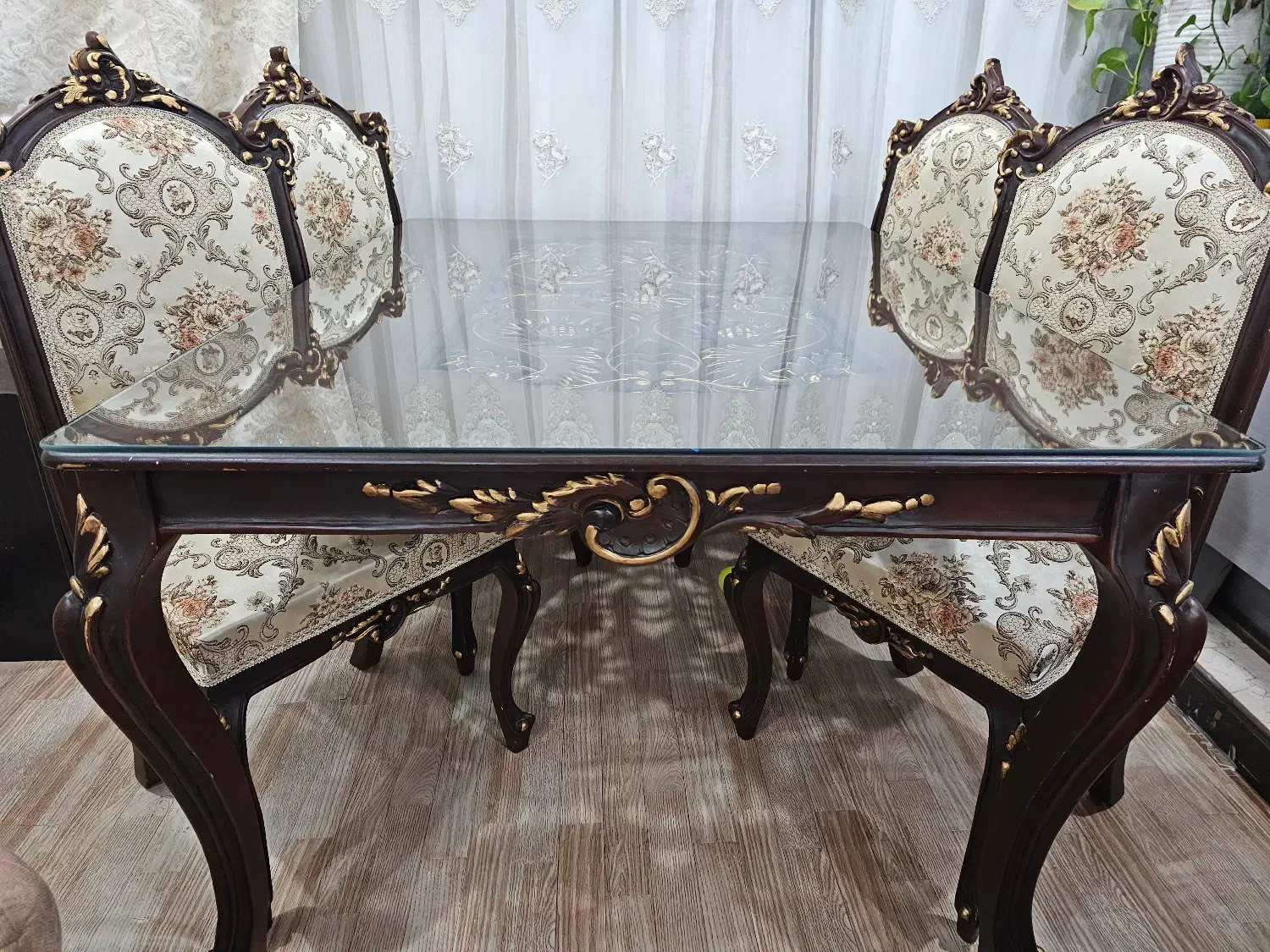 سرویس مبلمان منبت کاری بامیزناهارخوری۶ نفره و بوفه|مبلمان خانگی و میز عسلی|تهران, سید خندان (جلفا)|دیوار
