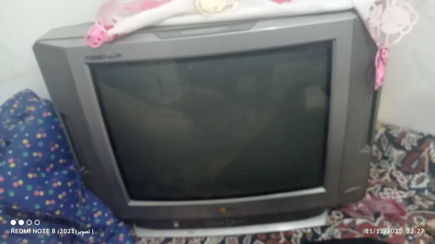 دو عدد تلویزیون سالم ال جی|تلویزیون و پروژکتور|قزوین, |دیوار