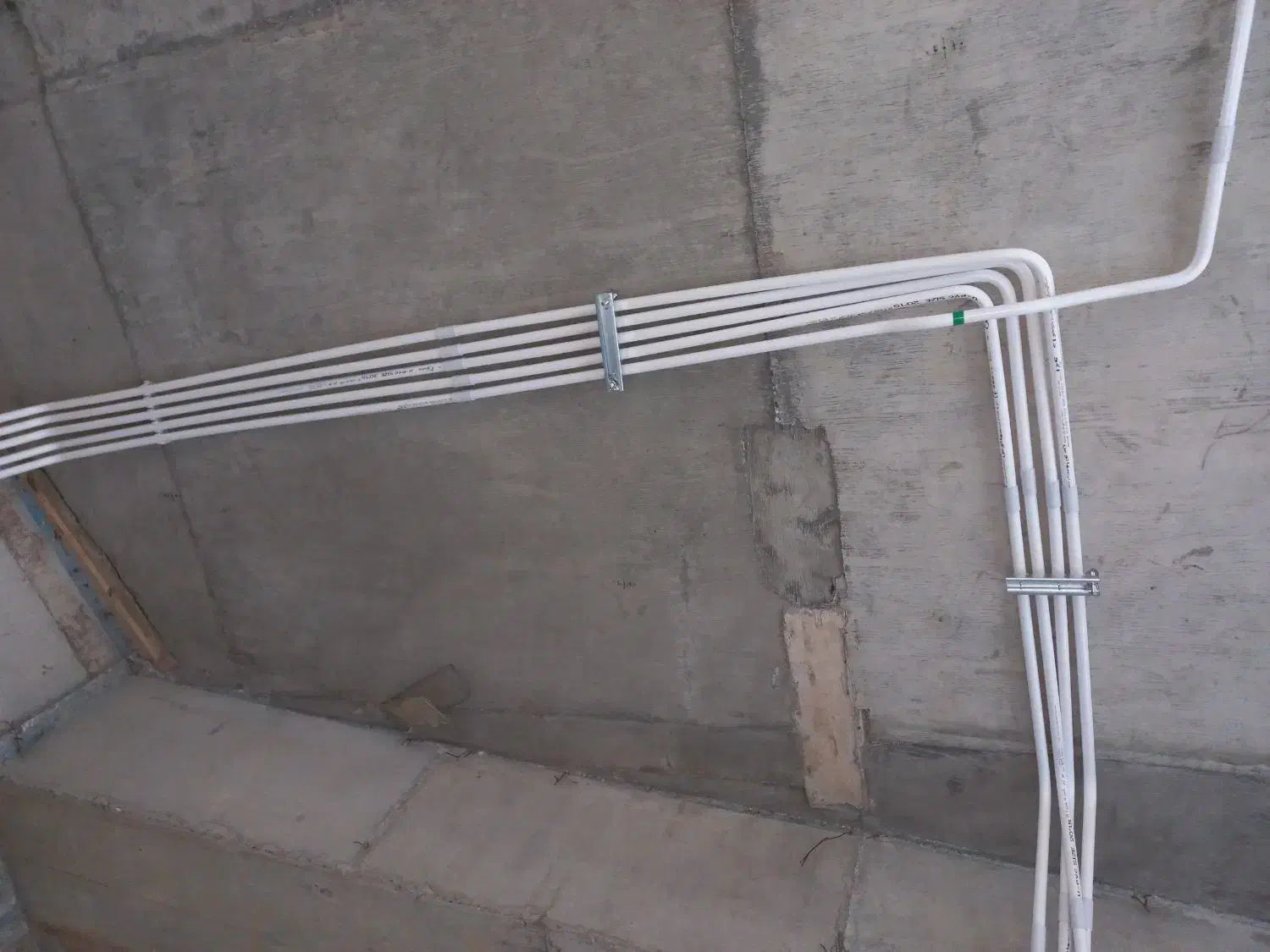 نصبیجات برقی و برقکشی ساختمان|خدمات پیشه و مهارت|آزادشهر, |دیوار