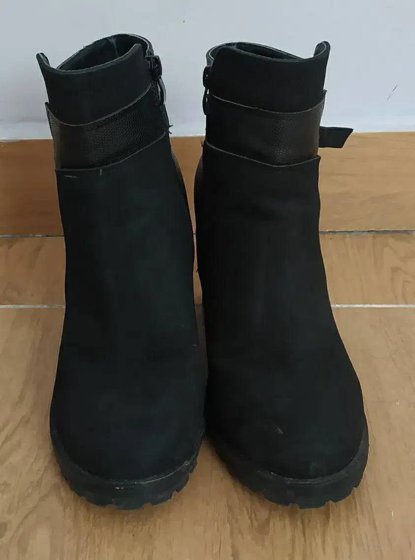 نیم بوت|کیف، کفش، کمربند|خرم‌آباد, |دیوار