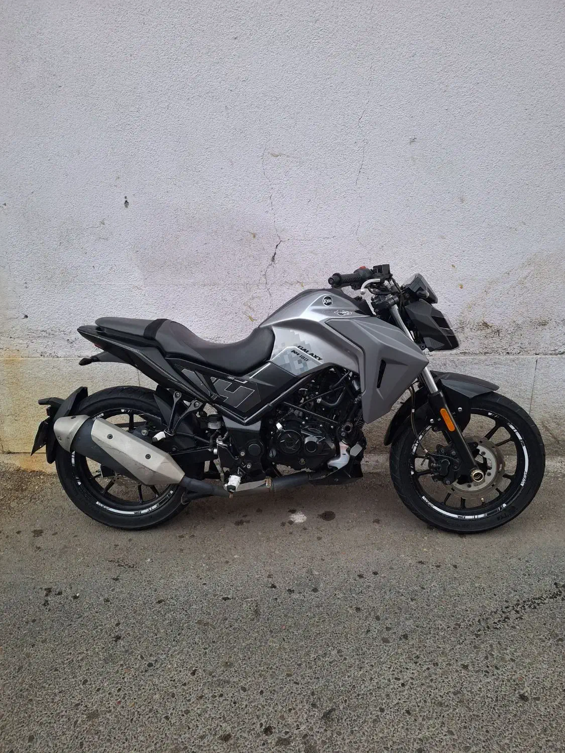 گلکسی 180 na|موتورسیکلت|شیراز, لب آب|دیوار