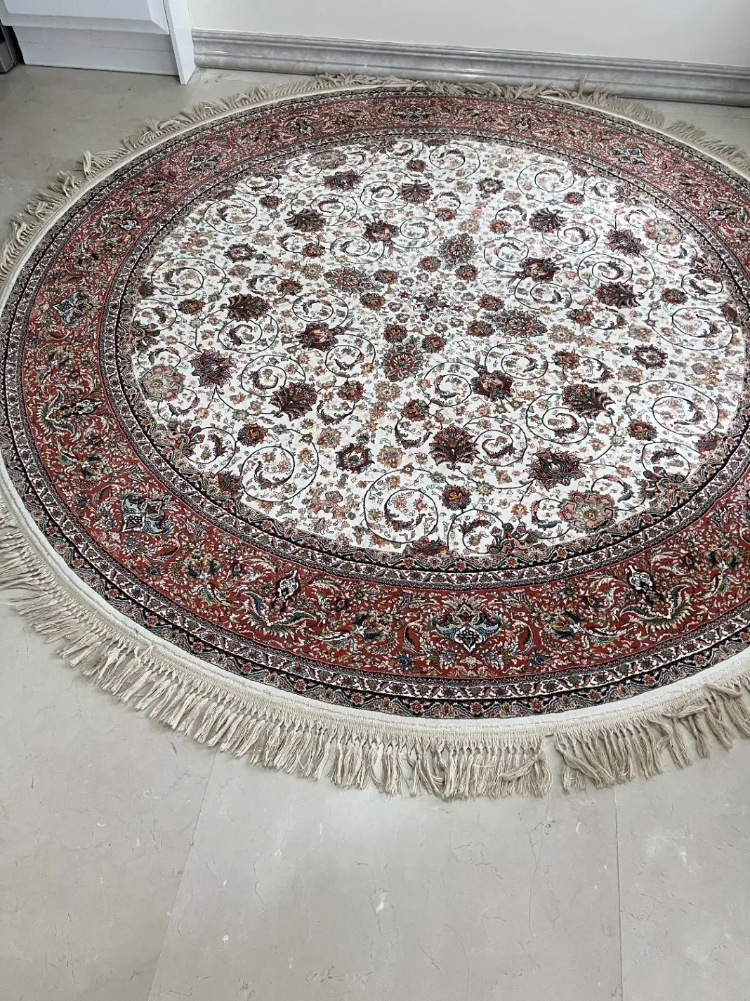 فروش فوری فرش دایره قطر ۲ متر|فرش|تهران, سعادت‌آباد|دیوار