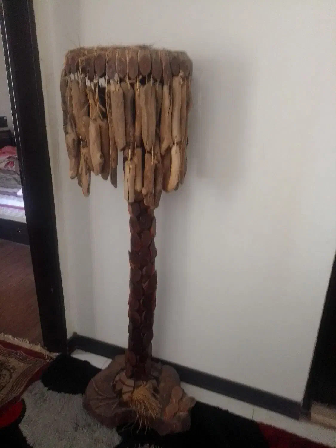 لوستر چوبی دست ساز|لوستر و چراغ آویز|صدرا-فارس, فاز ۱|دیوار