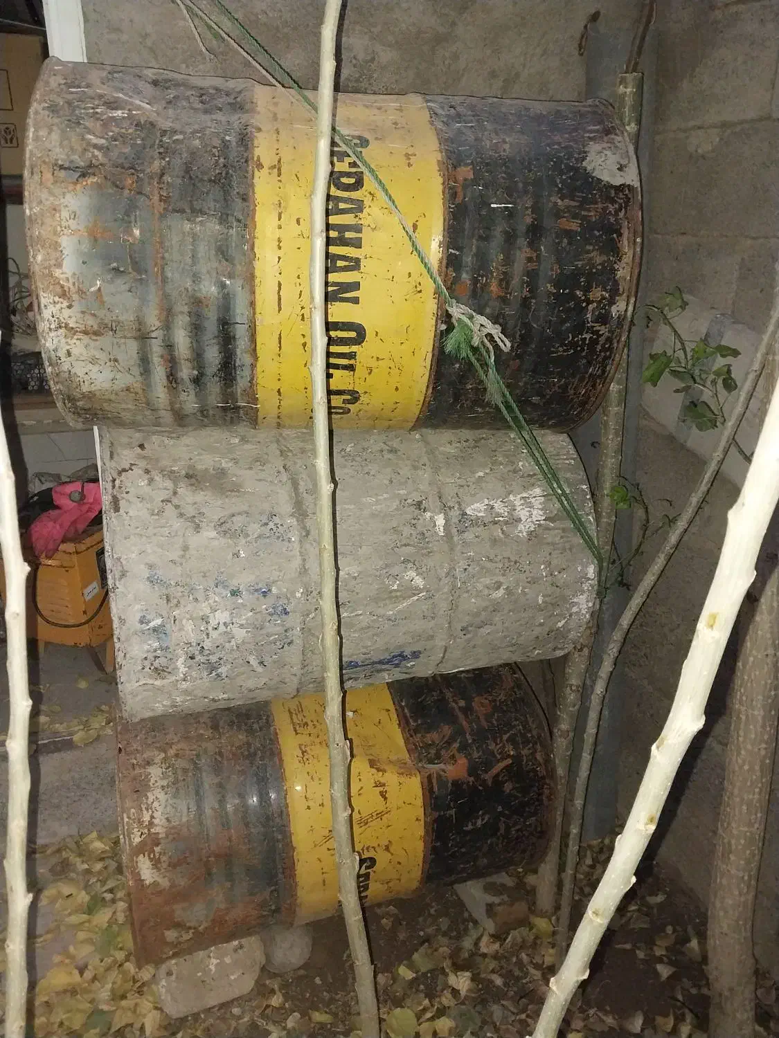 بشکه بنایی|مصالح و تجهیزات ساختمان|زنجان, |دیوار