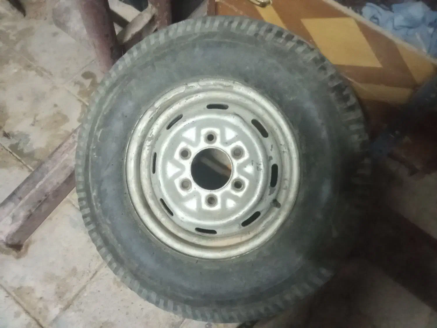 رینگ ولاستیک مزدا لاستیک پژو رگلاتور CNG|قطعات یدکی و لوازم جانبی|کرمان, |دیوار