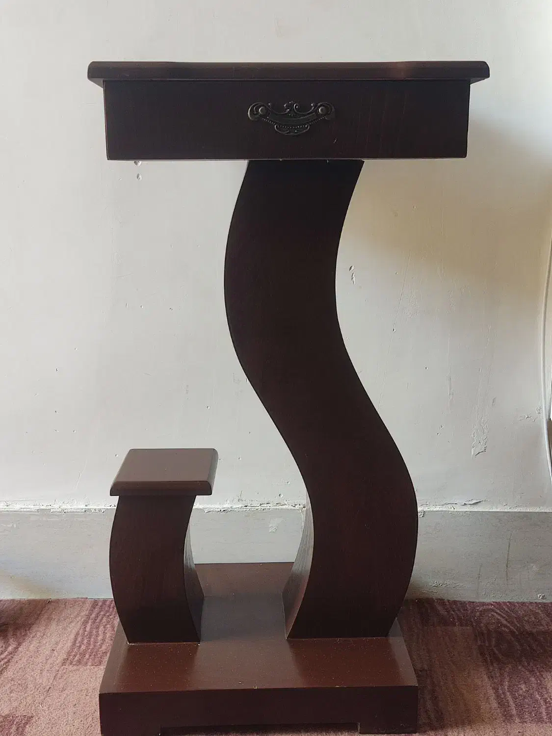 میز تلفن|میز تلفن|بهبهان, |دیوار