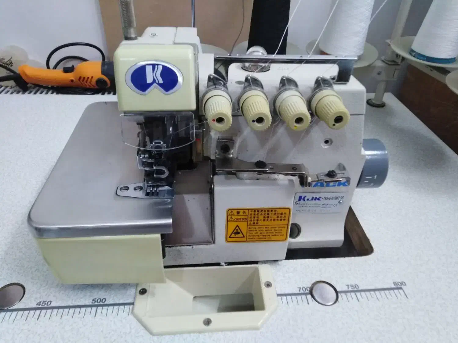 چرخ خیاطی ۵ نخ|چرخ خیاطی و ریسندگی|فولادشهر, B4|دیوار