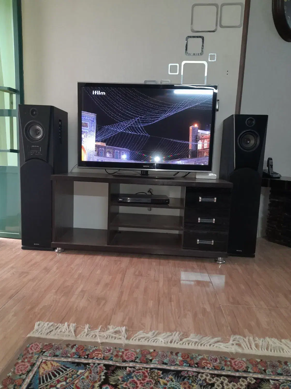 لوازم منزل|تلویزیون و پروژکتور|کرج, بنیاد|دیوار