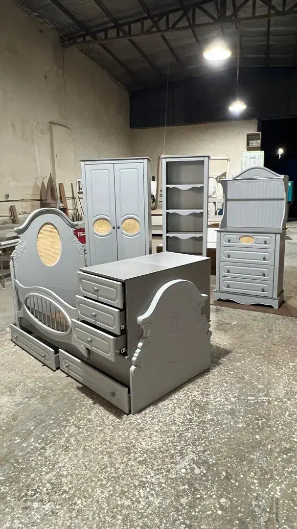 سیسمونی نی نی گل|تخت و سرویس خواب|اسلام‌شهر, شهرک قائمیه|دیوار