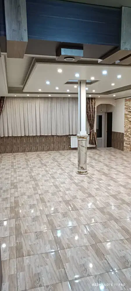 آپارتمان شیک و حیاط دار