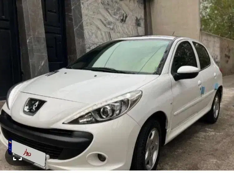 ۲۰۷ سقف شیشه ای ،|خودرو سواری و وانت|ایلام, |دیوار