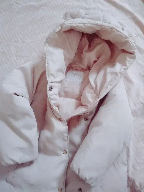 کاپشن و لباس دخترانه برند زارا وکوتون و السی|کفش و لباس بچه|تهران, فرمانیه|دیوار