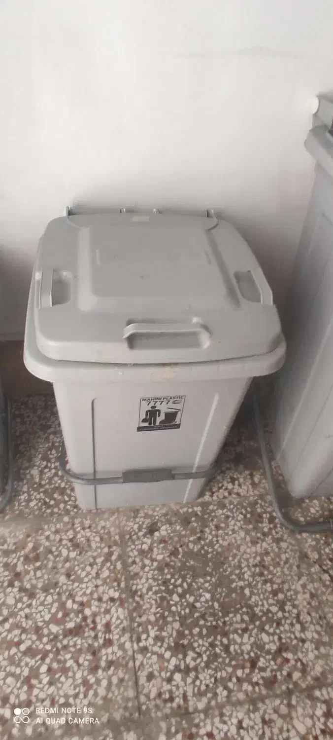 سطل زباله پدالی|لوازم نظافت|مشهد, الهیه|دیوار