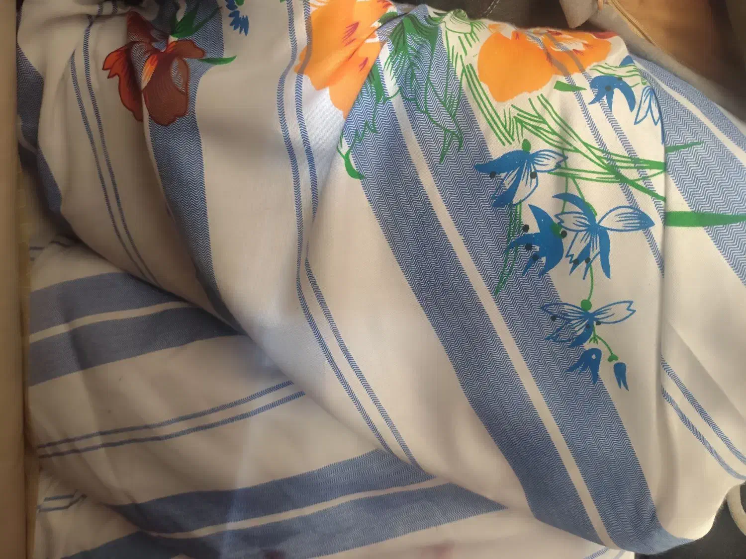 5عدد تشک همراه با ملافه و چادرشب|رختخواب، بالش، پتو|یاسوج, |دیوار