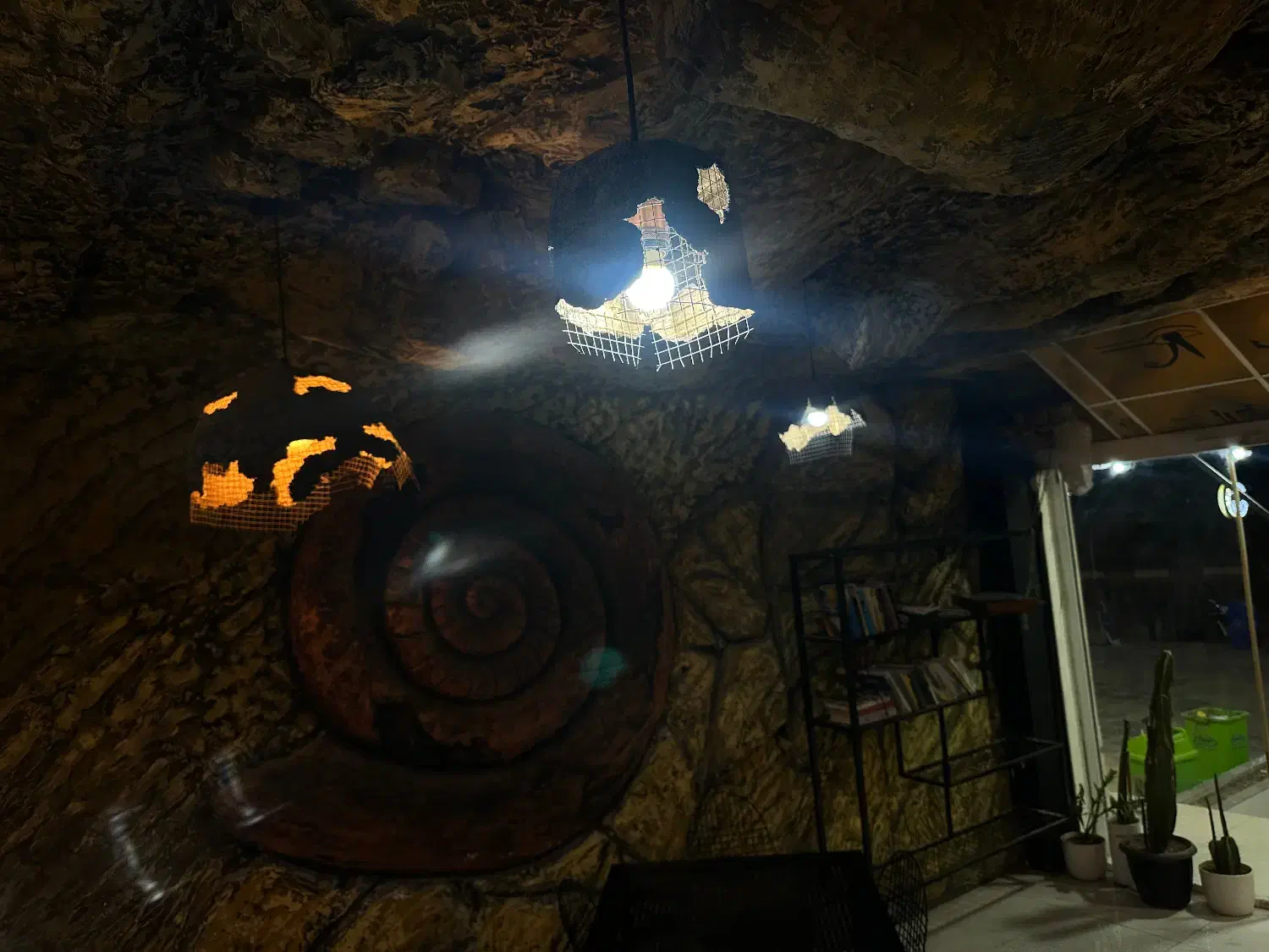 لوستر دست ساز|لوستر و چراغ آویز|بندر کنگان, |دیوار