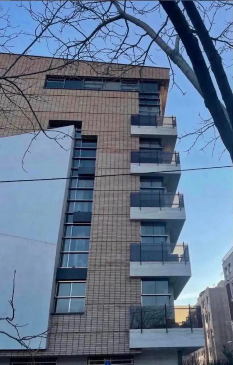 آپارتمان ۱۸۰ متر صفر تکواحدی ۳ نبش خیابان میر|فروش آپارتمان|اصفهان, باغ نگاره|دیوار