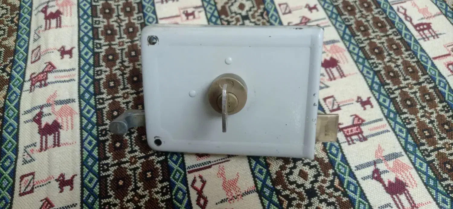 قفل درب منزل|ابزارآلات|سنندج, |دیوار