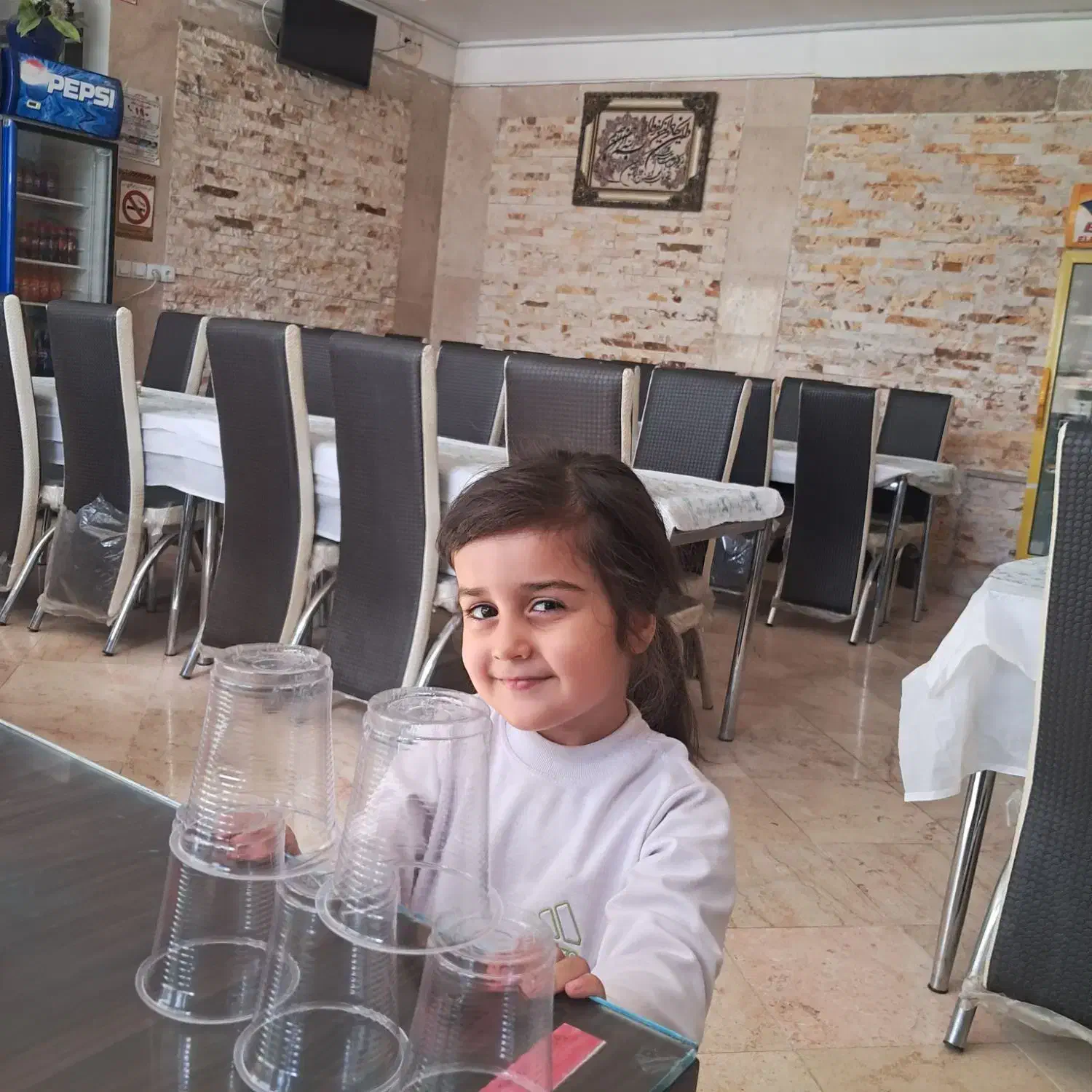 استخدام نیروی کار|استخدام خدمات فروشگاه و رستوران|چناران, |دیوار