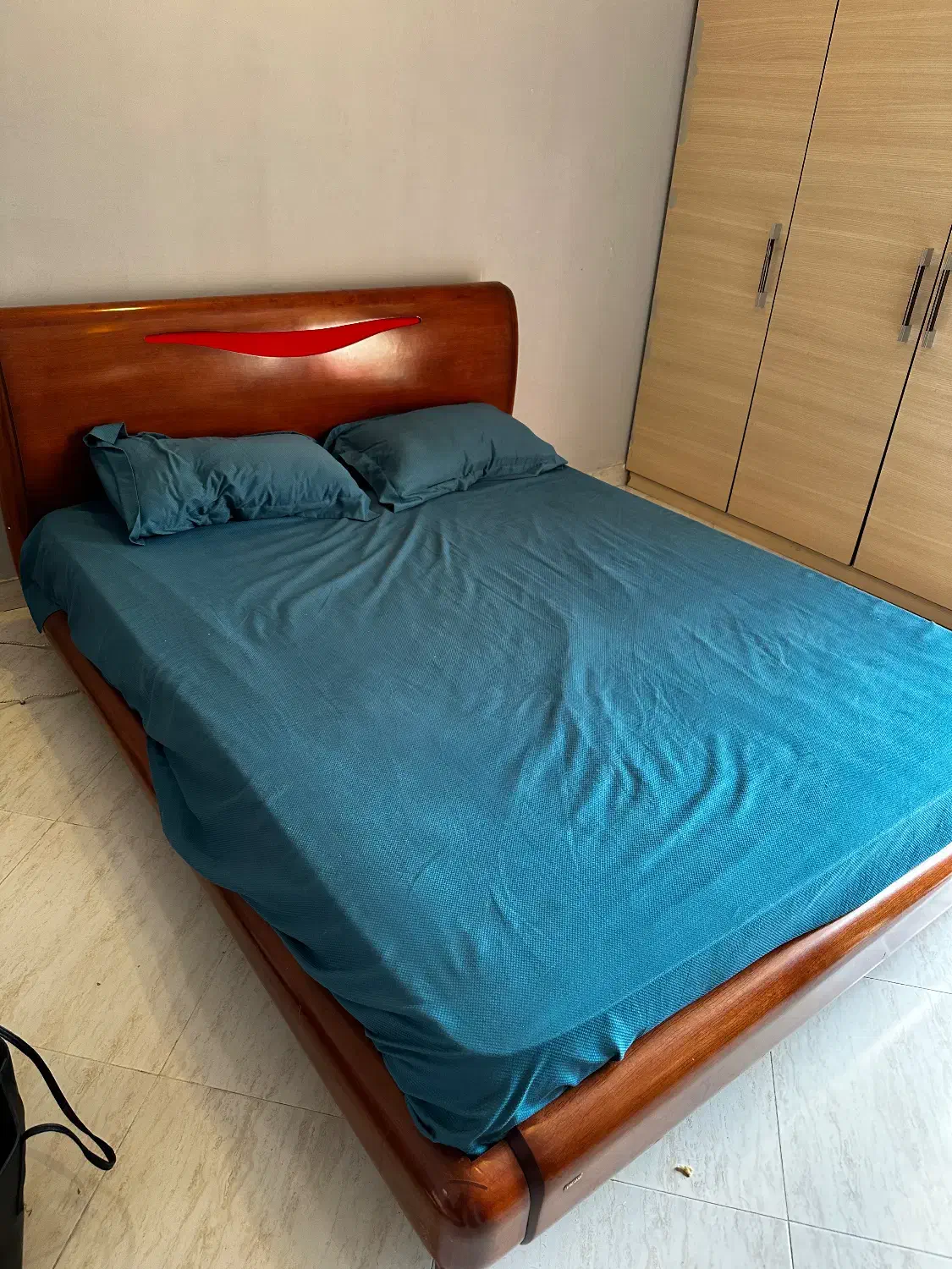 فروش لوازم منزل|تخت و سرویس خواب|کیش, |دیوار