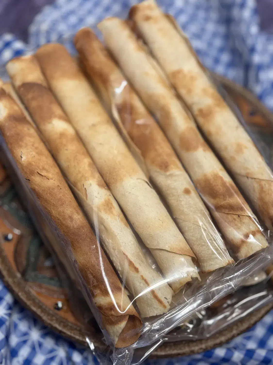 نون برنجی|خوردنی و آشامیدنی|رشت, فلسطین|دیوار