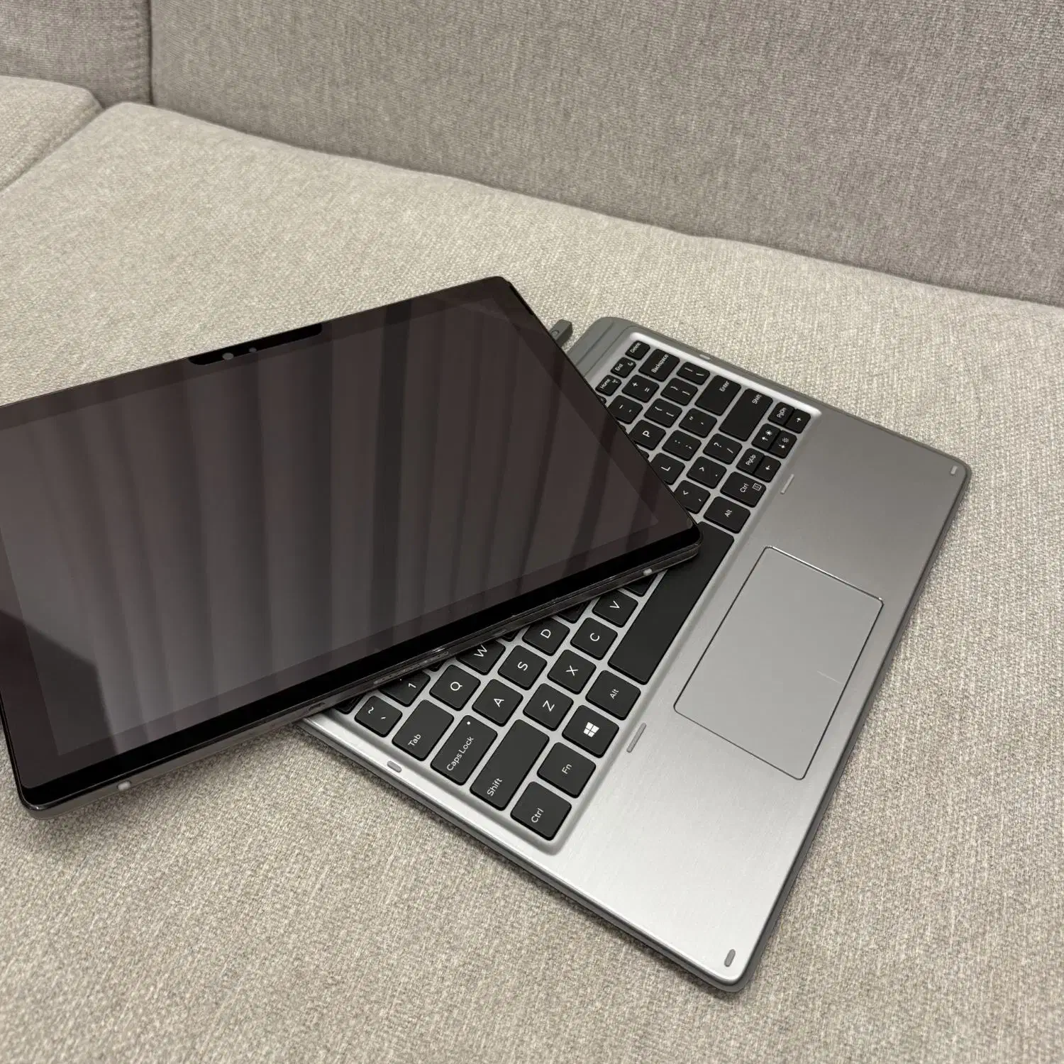 سورفیس لپتاپ تبلت شو dell ۷۲۰۰ slim|رایانه همراه|بندرعباس, |دیوار