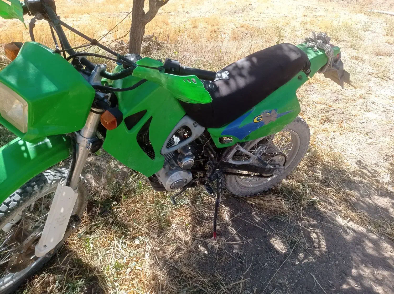 متورتریل|موتورسیکلت|گل تپه, |دیوار