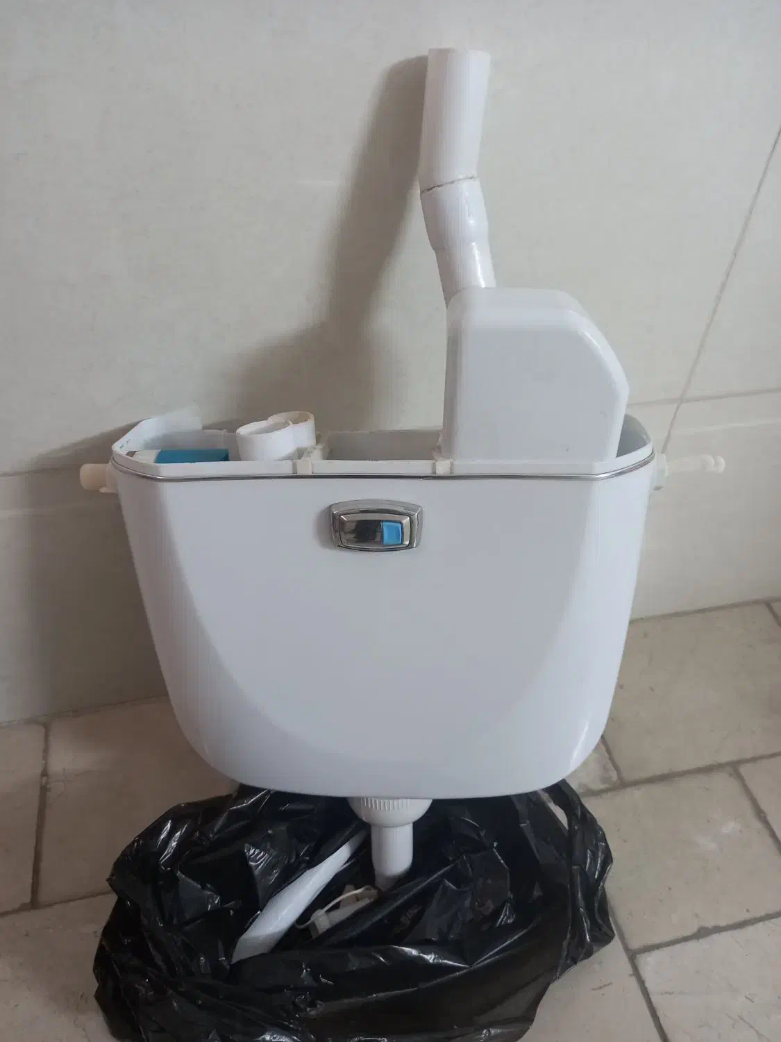 فلاش تانک|لوازم سرویس بهداشتی|بروجرد, |دیوار