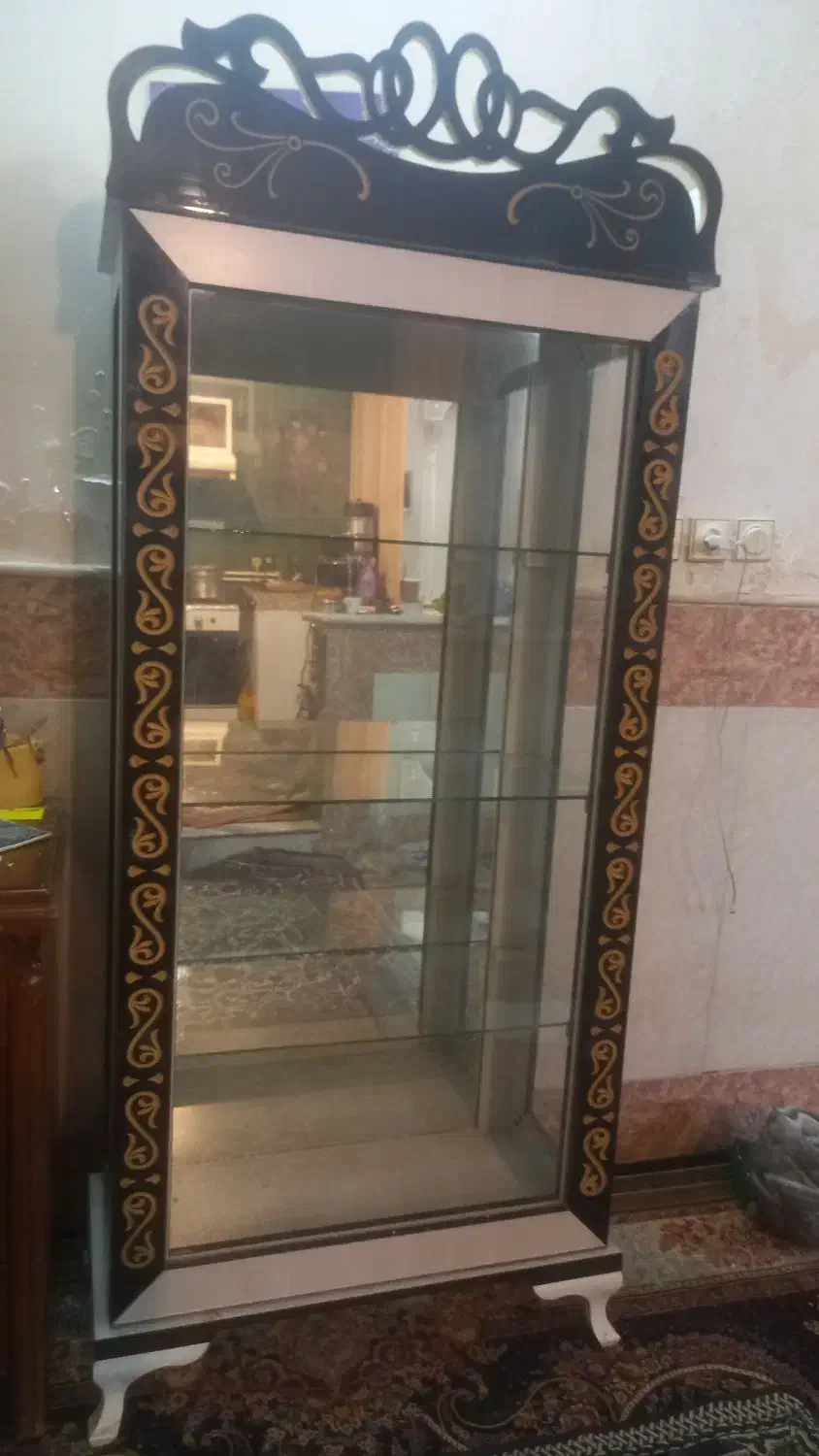 ویترین|بوفه، ویترین، کنسول|قم, منبع آب|دیوار