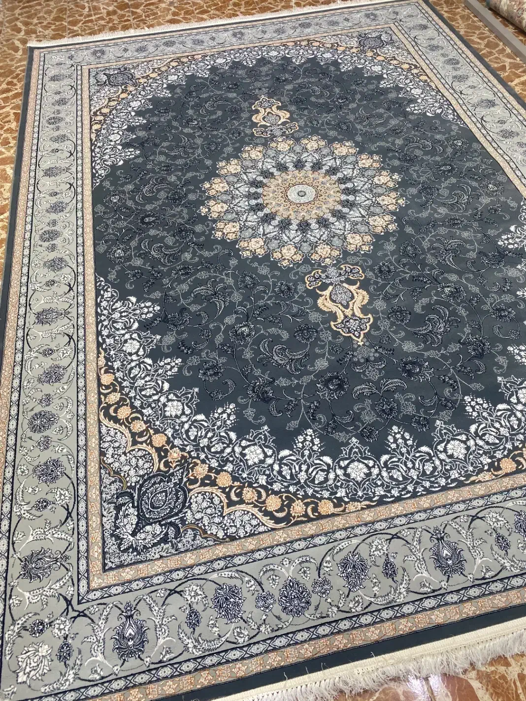 فرش کد7070نخ آکرلیک مشهداقساط10ماه(فرش کریم زاده)|فرش|تبریز, |دیوار