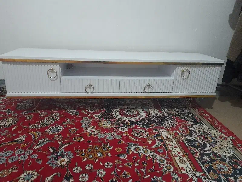 میزتلوزیون ام دی اف سالم بدون لک وخش|میز تلویزیون|خرمآباد, |دیوار