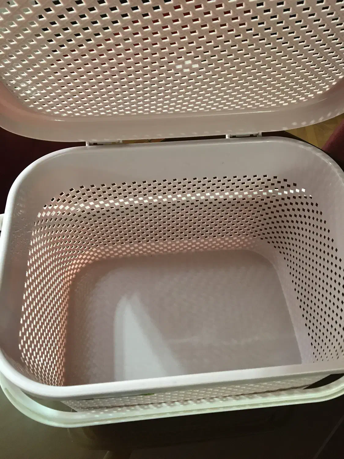 سبد پیک نیک|ظروف نگهدارنده، پلاستیکی، یکبارمصرف|اندیشه, اندیشه فاز ۱|دیوار