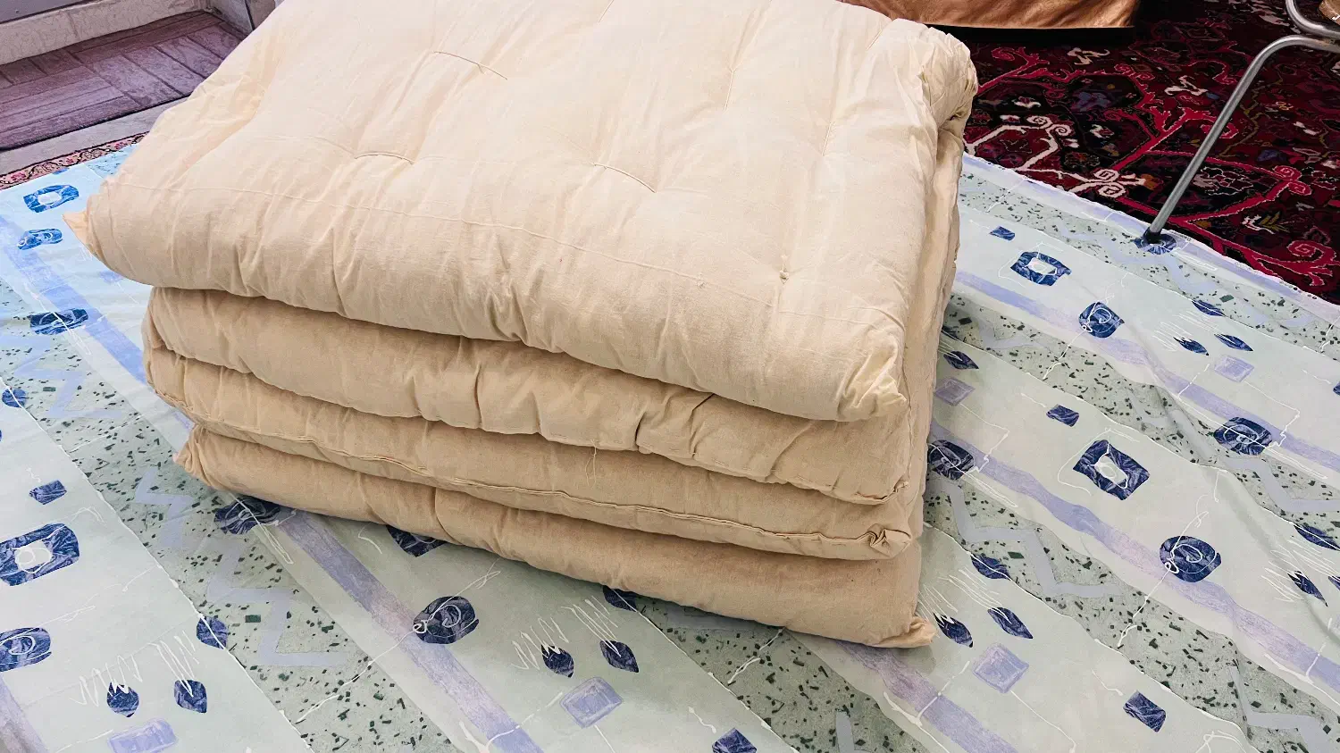 تشک پشمی خالص دست‌دوز + نو و سالم آماده استفاده|رختخواب، بالش، پتو|تبریز, |دیوار