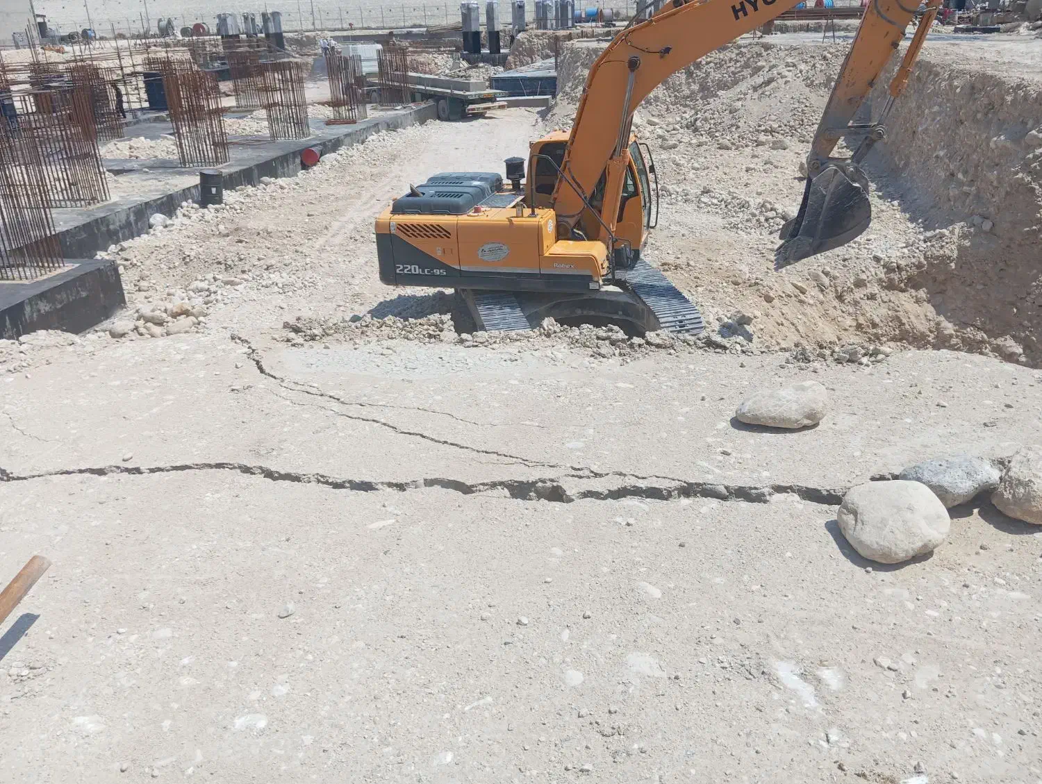 بیل مکانیکی جهت اجاره|ماشینآلات صنعتی|سامان, |دیوار