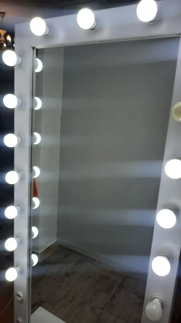 آینه قدی لامپدار و چرخدار|آینه|رشت, علی آباد|دیوار