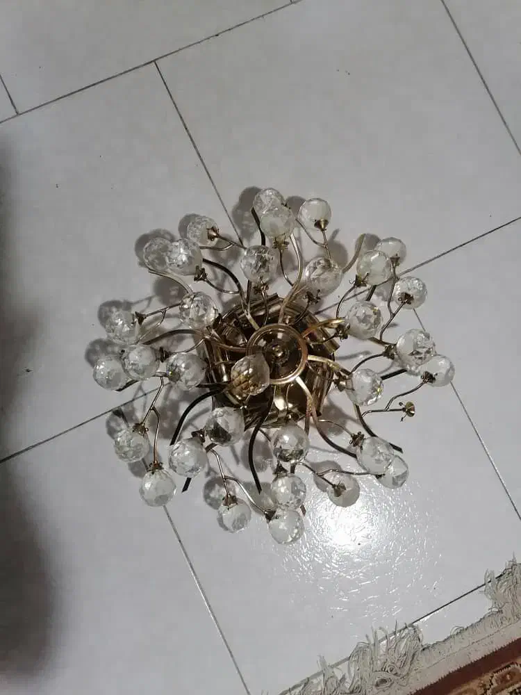 لوستر سقفی ۳ عدد سالم تمیز تمیز ۵ تا لامپ میخورد|لوستر و چراغ آویز|کرج, اصفهانی‌ها|دیوار