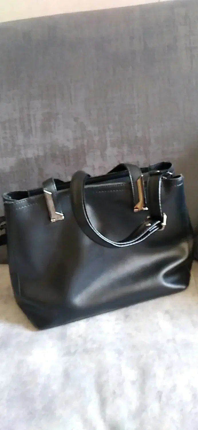 کیف مشکی چرم اصل درحدنو|کیف، کفش، کمربند|کرج, خرمدشت|دیوار