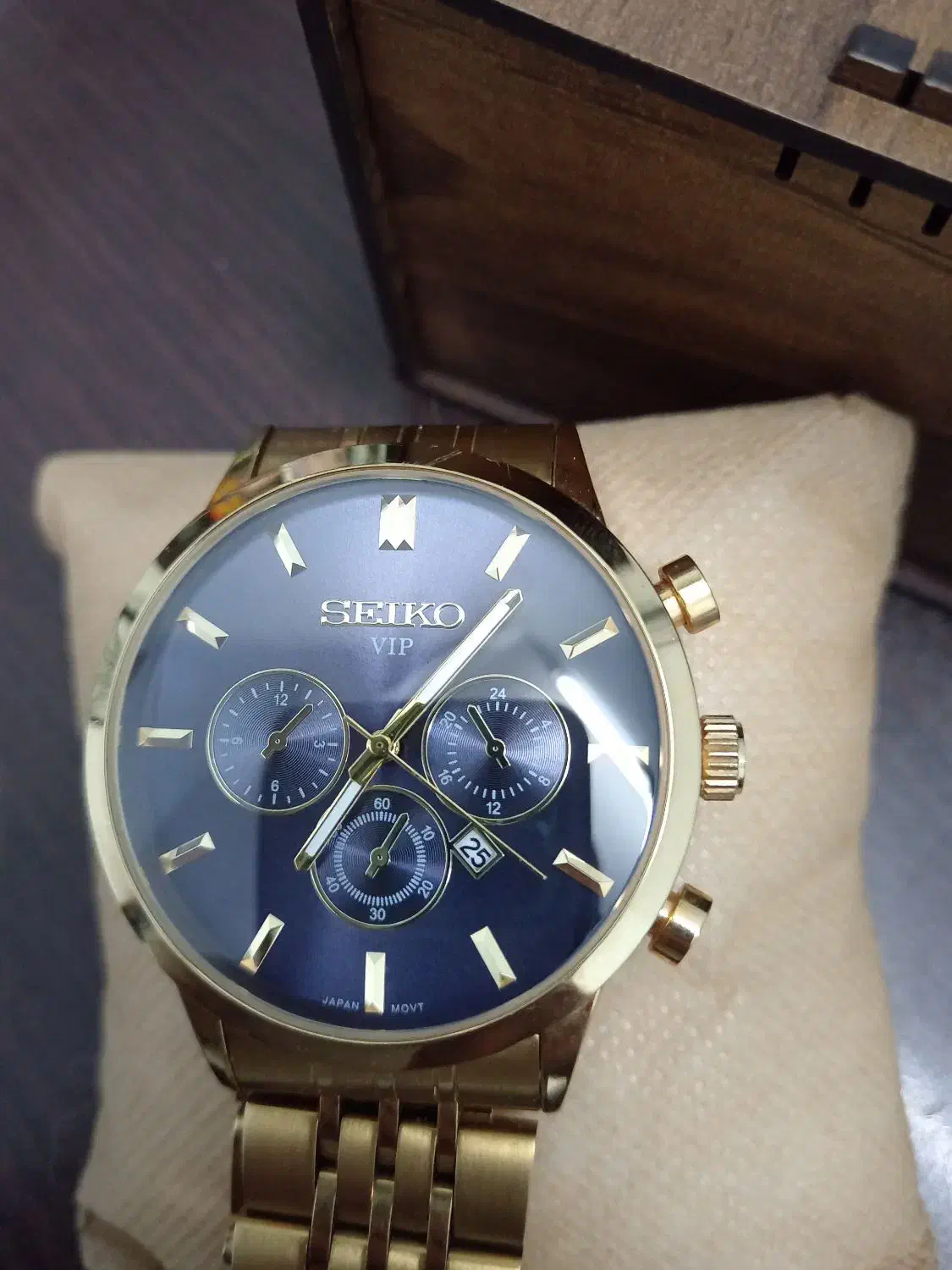 ساعت مچی|ساعت|قوچان, |دیوار