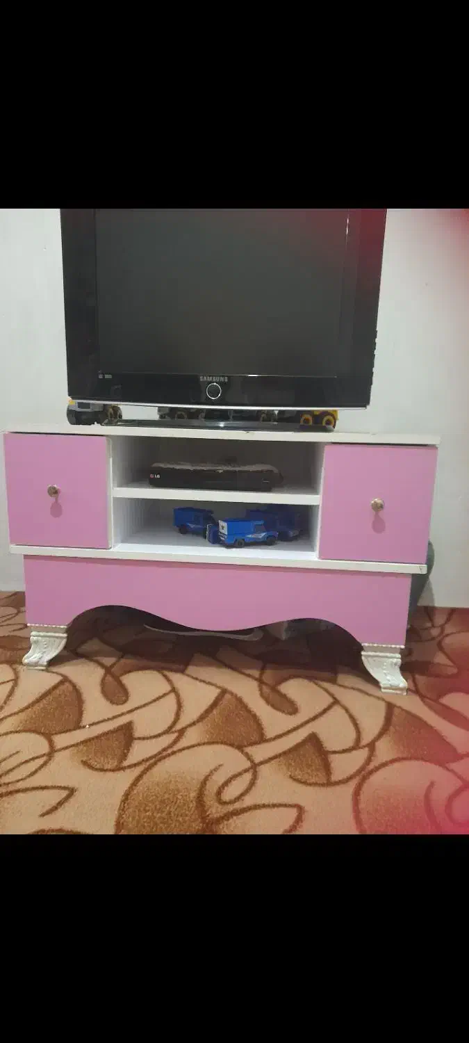 میزتحریر کاملا سالم جنس ام دی اف|مبلمان خانگی و میز عسلی|نسیمشهر, |دیوار